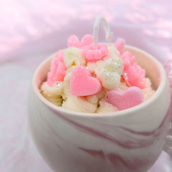 Hand-Poured Soy Candle ✦ Pink Marbled Ceramic Mug ✦ Orchid Ylang-Ylang Orange - Picture 5 of 10